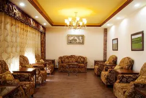 Leeds Holiday Hotel - Image 2