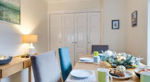 Spacious Holiday Home in Sandwich Kent near River - Image 3