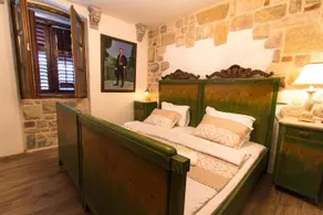 Palazzo Drusko Deluxe Rooms - Image 5