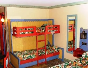 Splash Landings Hotel - Image 3