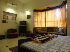 Suryoday Bed & Breakfast - Image 4