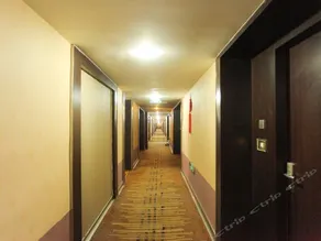 Jiaheng Holiday Inn - Image 2