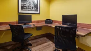 Best Western Plus Boston Hotel - Image 3