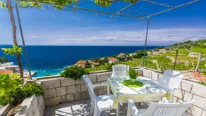 Holiday Home Lemon - Image 5