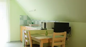 Attila Villa - Image 3