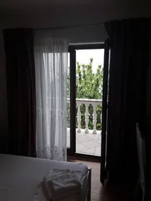 Roza Guest House - Image 5