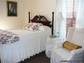 The Julietta House - Image 4