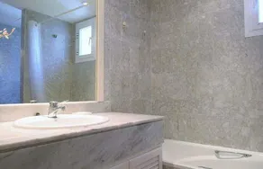 Apartamentos Serinamar Naranjos de Marbella - Image 2