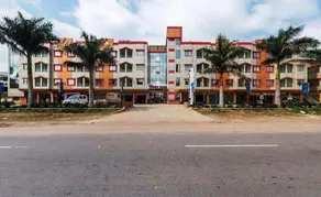 Hotel Krishna Palace - Image 1