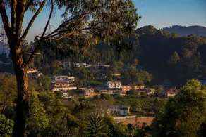 Alpinia by Vista Rooms - Image 3