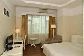 The Dragons Hotel - Image 5