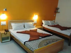 Palace Guest House - Image 5
