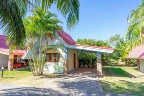 Hiso Resort - Image 2