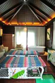 Marina Spa Hotel Sanya - Image 4