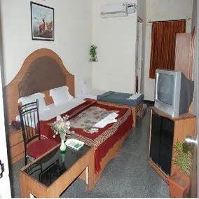 OYO 24204 Nav Bharath Residency - Image 4