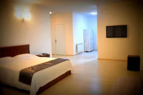 GB Hotel - Image 5