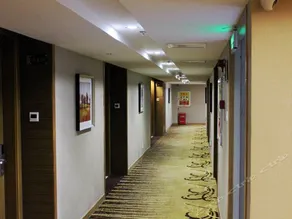 YUNSHENG BLUE SEA HOTEL - Image 2