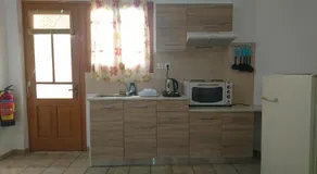Maroudas Stavros Apartments - Image 4