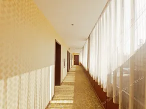 Star Light Inn - Image 4