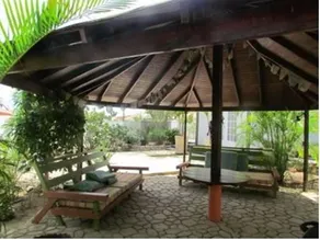 Parrot Villa - Image 5