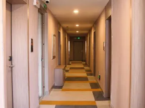 Baihe Express Hotel Shenyang Middle Street Palace - Image 3