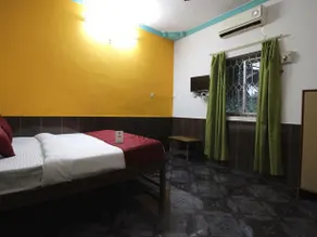Spartan Inn by OYO Rooms - Image 2