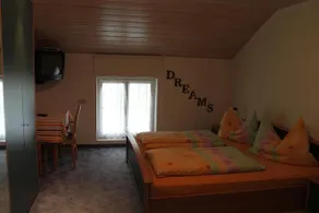 Apartment Pult - Image 5