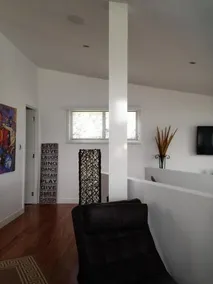 Level One Luxury Apartment and Spa - Image 3
