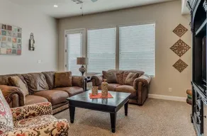 Southern Comfort in Coral Ridge - Image 2