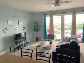 Laketown Wharf 5 Pools Steps To Beach No Extra Fees Family Friendly - Image 3