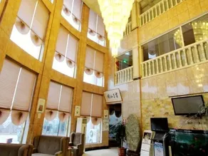 Xintaihua Hotel - Image 5