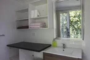 Linda's Place Sydney - Image 3