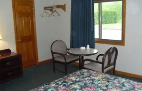 Passport Inn Methuen - Image 5