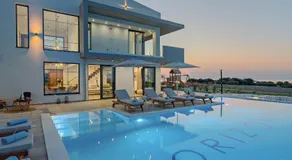 Luxury Villa Orizontes with Private Outdoor & Heated Indoor Pool, Hot Tub & Gym - Image 4