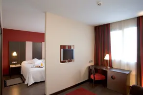 Agustinos Hotel - Image 2