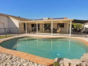 Bullando 18 Holiday House - Image 5