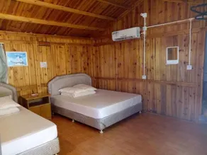 Xichong Beach Cabin - Image 3