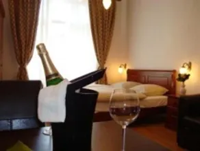 Apartment Klamovka Park - Image 5