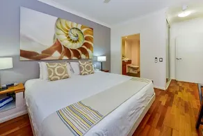 Alamada Resort Luxury Private Apartments - Image 4