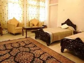 Hotel Shree Niwas - Image 3