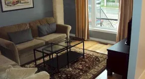 Upper Beach Apartment - Image 2
