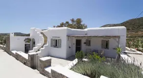 Cycladic beauty and tranquillity in Kostos Paros - Image 4