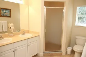 Cnd Holiday Homes - Image 5