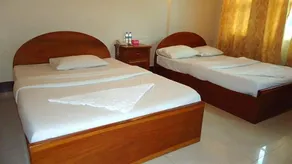 L-S Guest House - Image 3