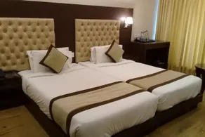 Hotel Sarah International - Image 5