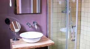 Wohlfühl Appartement -direkt--- Kaisereins punkt de --- traditionelles Lehmhaus Parken gratis - Image 4