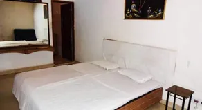 Hotel Reshumrao by OYO Rooms - Image 5