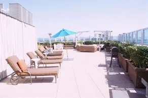 Blu Beverly Hills - Image 2