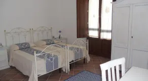Santa Rughe Guest House - Image 5