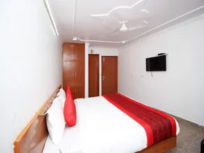 Hotel Le Comfort - Image 3